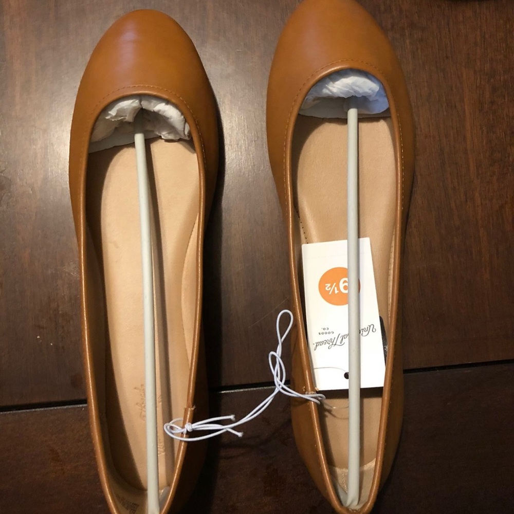 Ballet flats
